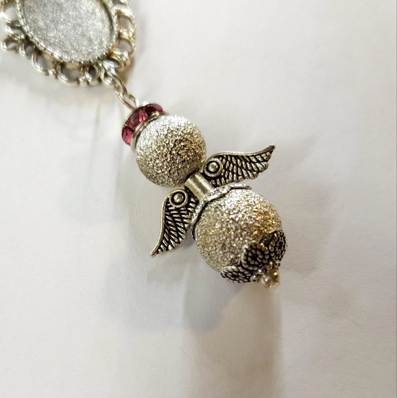 Handmade Beaded Angel & Photo Frame Ornament, Memorial or Wedding Bouquet Charm - Picture 8 of 9